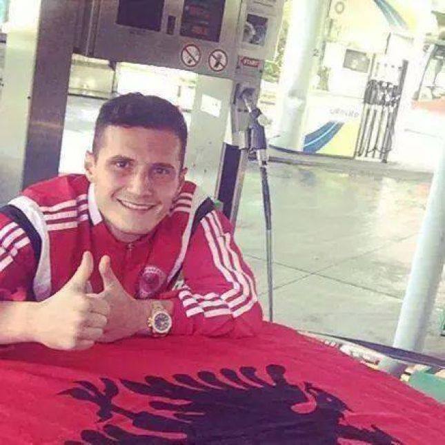 12105837_525712134254066_2517999856266911979_n