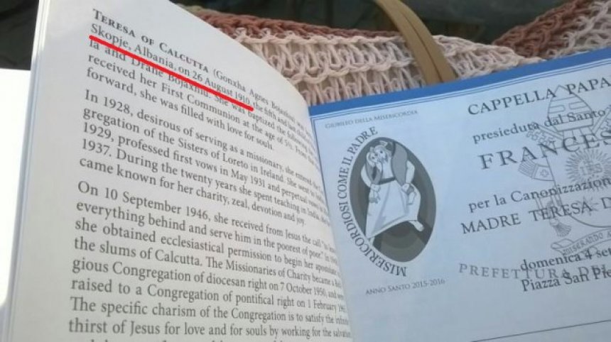 auto_nena-tereze-e-lindur-ne-shkup-shqiperi_1473058042-13997391473058586